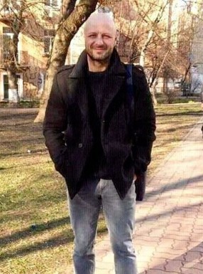<span>Oleg 75, 47</span> <span style='width: 25px; height: 16px; float: right; background-image: url(/bitmaps/flags_small/UA.PNG)'> </span><br><span>Khotiv, Ukraine</span> <input type='button' class='joinbtn' style='float: right' value='JOIN NOW' />