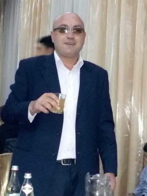 <span>Giga, 39</span> <span style='width: 25px; height: 16px; float: right; background-image: url(/bitmaps/flags_small/GE.PNG)'> </span><br><span>Batumi, Georgia</span> <input type='button' class='joinbtn' style='float: right' value='JOIN NOW' />