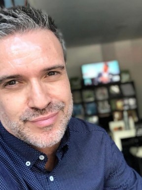 <span>Micheal, 47</span> <span style='width: 25px; height: 16px; float: right; background-image: url(/bitmaps/flags_small/US.PNG)'> </span><span style='float: right;margin-right: 20px;'><i class='fa fa-heart'></i> 5</span><br><span>Atlanta, United States of America</span> <input type='button' class='joinbtn' style='float: right' value='JOIN NOW' />