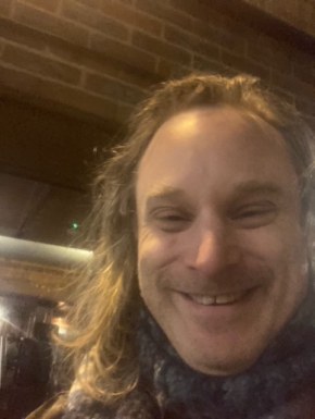 <span>RafaeL, 48</span> <span style='width: 25px; height: 16px; float: right; background-image: url(/bitmaps/flags_small/UK.PNG)'> </span><br><span>Bromley, United Kingdom</span> <input type='button' class='joinbtn' style='float: right' value='JOIN NOW' />