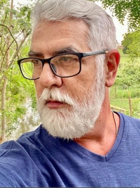 <span>James, 68</span> <span style='width: 25px; height: 16px; float: right; background-image: url(/bitmaps/flags_small/DE.PNG)'> </span><span style='float: right;margin-right: 20px;'><i class='fa fa-heart'></i> 10</span><br><span>Hiltrup, Germany</span> <input type='button' class='joinbtn' style='float: right' value='JOIN NOW' />