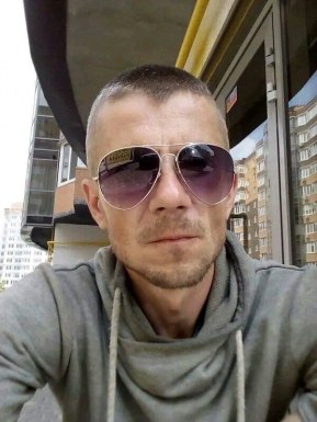 <span>Grisha, 38</span> <span style='width: 25px; height: 16px; float: right; background-image: url(/bitmaps/flags_small/UA.PNG)'> </span><br><span>Vinnytsia, Ukraine</span> <input type='button' class='joinbtn' style='float: right' value='JOIN NOW' />