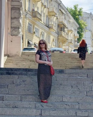 <span>Svetlana, 52</span> <span style='width: 25px; height: 16px; float: right; background-image: url(/bitmaps/flags_small/UA.PNG)'> </span><span style='float: right;margin-right: 20px;'><i class='fa fa-heart'></i> 19</span><br><span>Podilsk, Ukraine</span> <input type='button' class='joinbtn' style='float: right' value='JOIN NOW' />