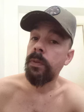 Spanish men looking for love