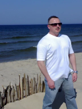 Foreign men for dating