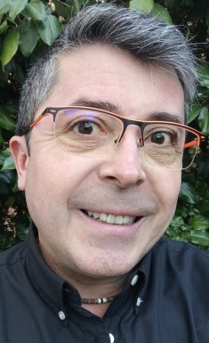 French men looking for love