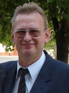 <span>Richard, 68</span> <span style='width: 25px; height: 16px; float: right; background-image: url(/bitmaps/flags_small/DE.PNG)'> </span><span style='float: right;margin-right: 20px;'><i class='fa fa-heart'></i> 5</span><br><span>Berlin, Germany</span> <input type='button' class='joinbtn' style='float: right' value='JOIN NOW' />