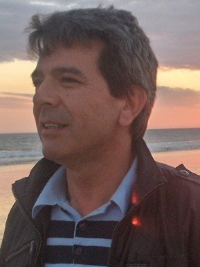 <span>José Alberto, 58</span> <span style='width: 25px; height: 16px; float: right; background-image: url(/bitmaps/flags_small/PT.PNG)'> </span><span style='float: right;margin-right: 20px;'><i class='fa fa-heart'></i> 5</span><br><span>Aveiro, Portugal</span> <input type='button' class='joinbtn' style='float: right' value='JOIN NOW' />