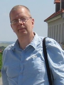 <span>Albert, 61</span> <span style='width: 25px; height: 16px; float: right; background-image: url(/bitmaps/flags_small/DE.PNG)'> </span><br><span>Hanover, Germany</span> <input type='button' class='joinbtn' style='float: right' value='JOIN NOW' />