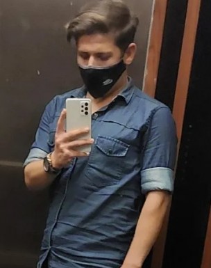 <span>Mr blonde, 23</span> <span style='width: 25px; height: 16px; float: right; background-image: url(/bitmaps/flags_small/TR.PNG)'> </span><br><span>Ankara, Turkey</span> <input type='button' class='joinbtn' style='float: right' value='JOIN NOW' />